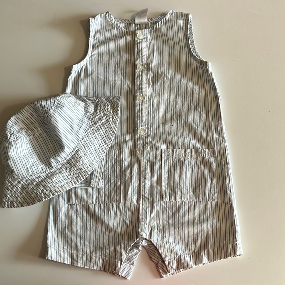 🌻Baby summer neutral striped romper and hat